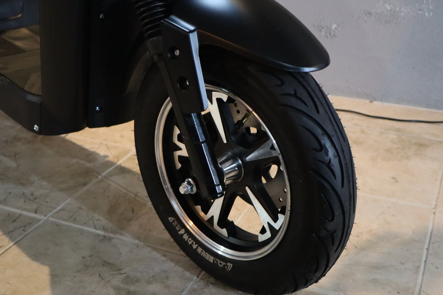 ACM Power ES056 Lítio 24.5 ah Black Scooter Elétrica
