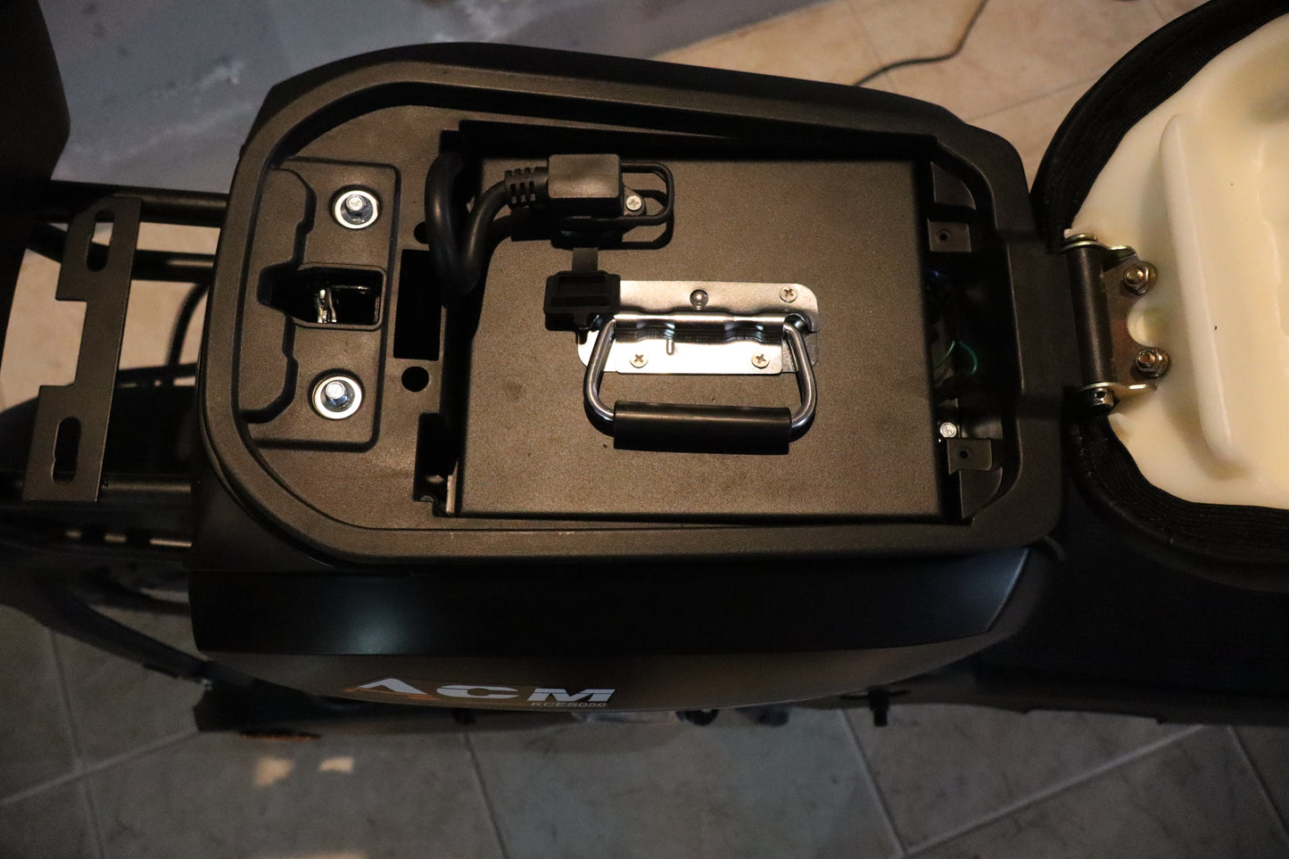 ACM Power ES056 Lítio 24.5 ah Black Scooter Elétrica