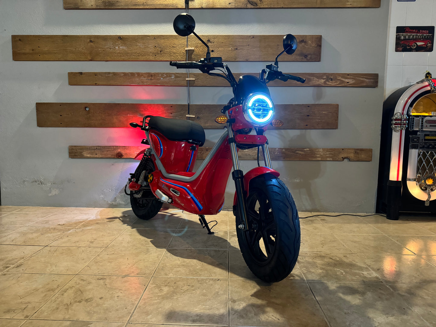 Vortex Elétrica X-One Lítio Vermelha