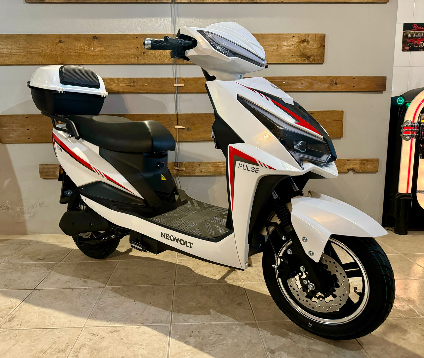 Scooter Elétrica NeoVolt Pulse Lítio 72v 20AH