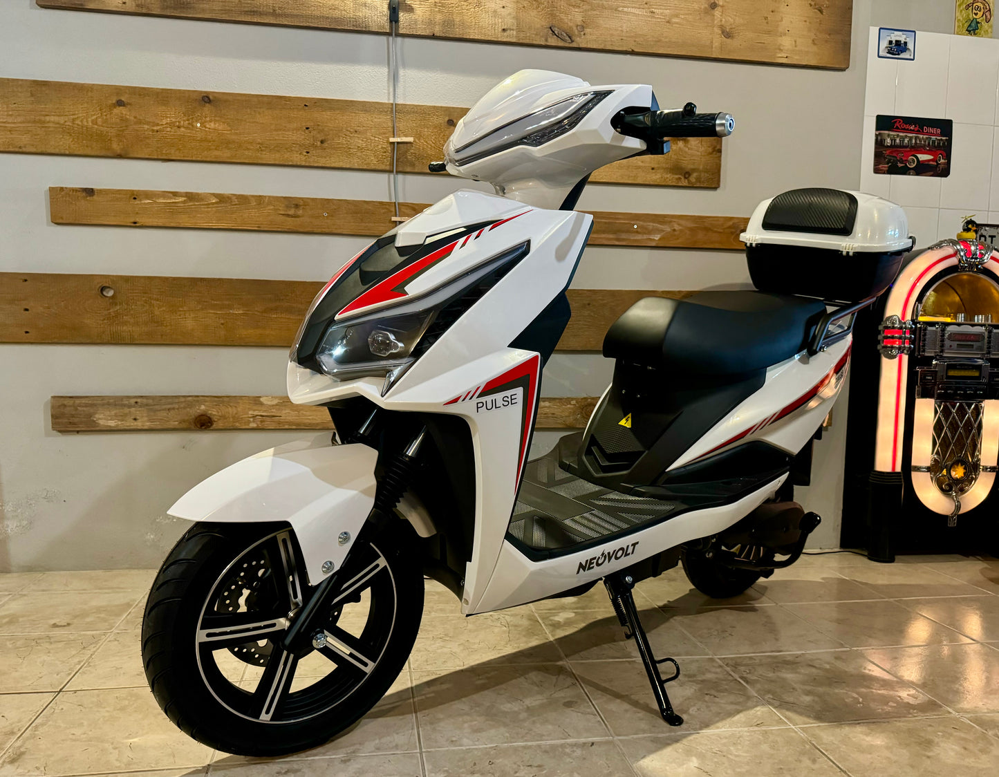 Scooter Elétrica NeoVolt Pulse Lítio 72v 20AH