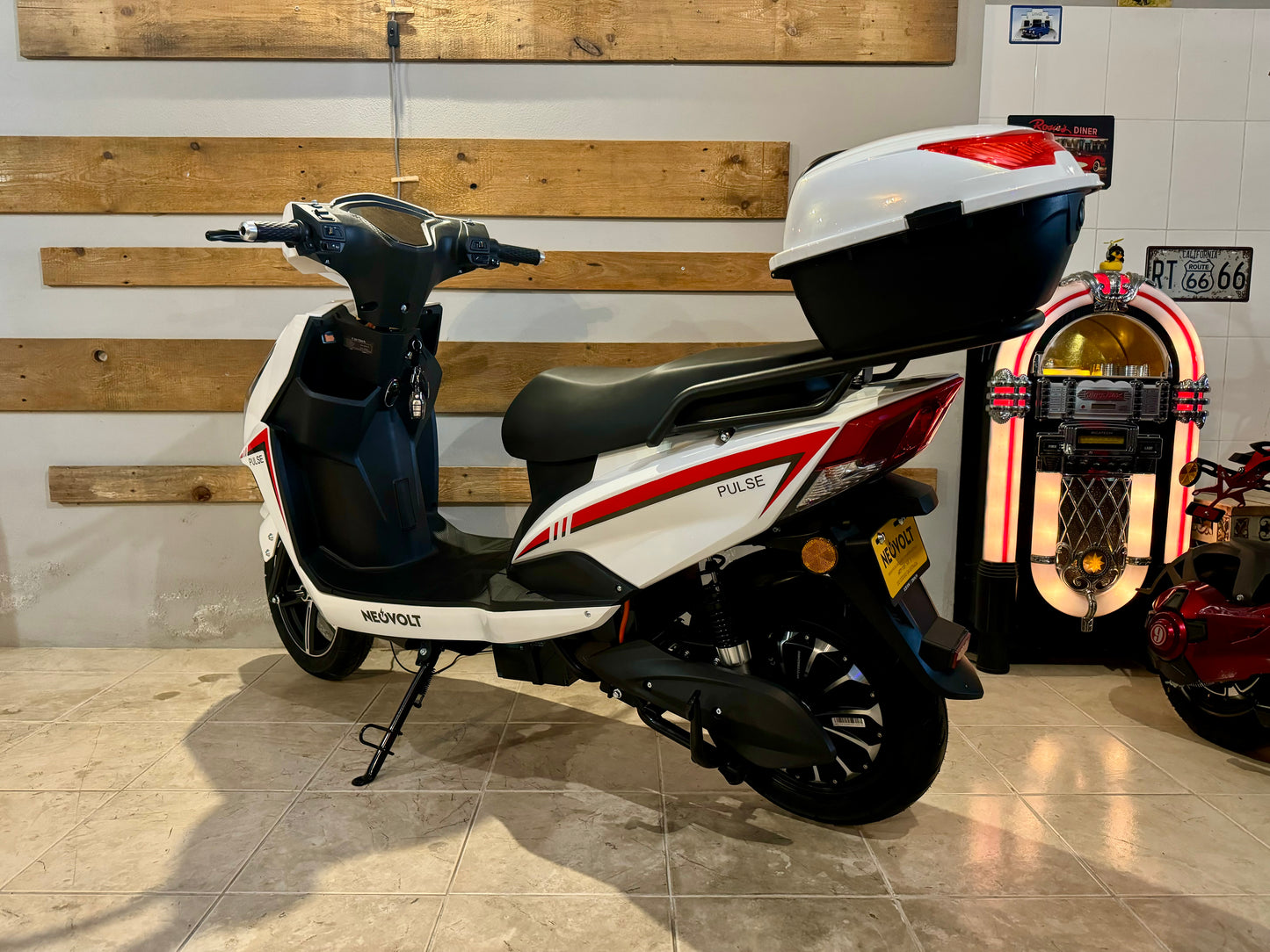 Scooter Elétrica NeoVolt Pulse Lítio 72v 20AH