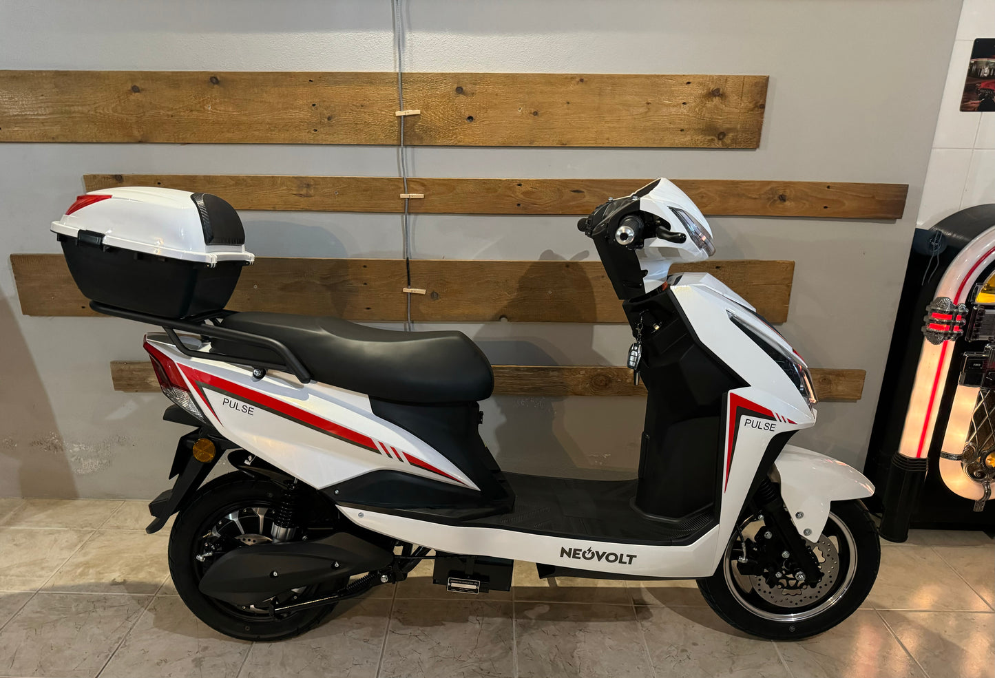 Scooter Elétrica NeoVolt Pulse Lítio 72v 20AH