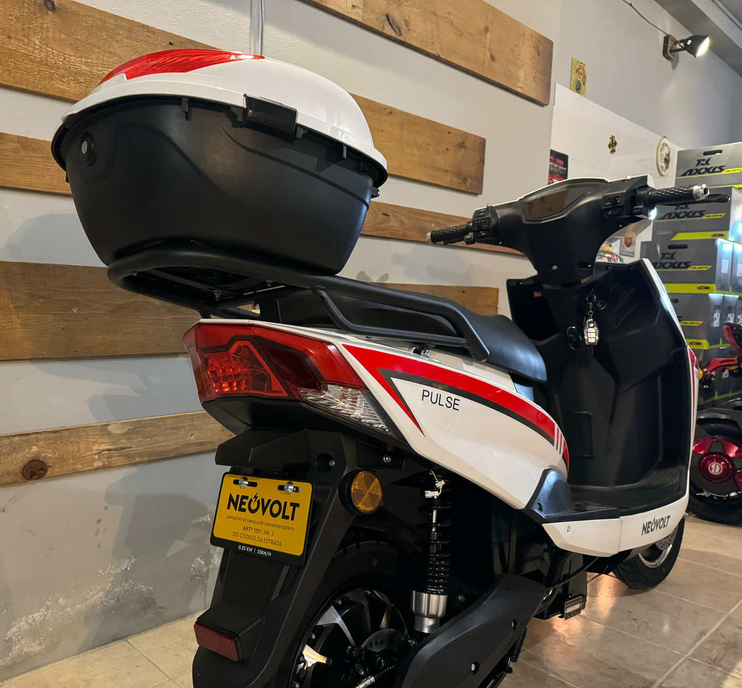 Scooter Elétrica NeoVolt Pulse Lítio 72v 20AH