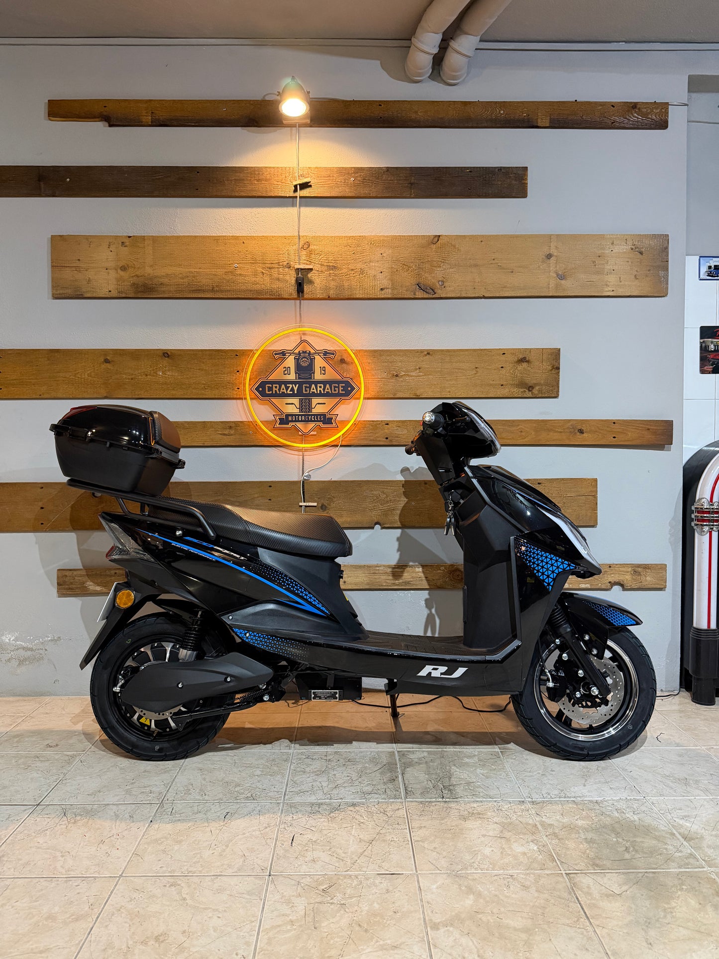 RJ Ecoboost 72V