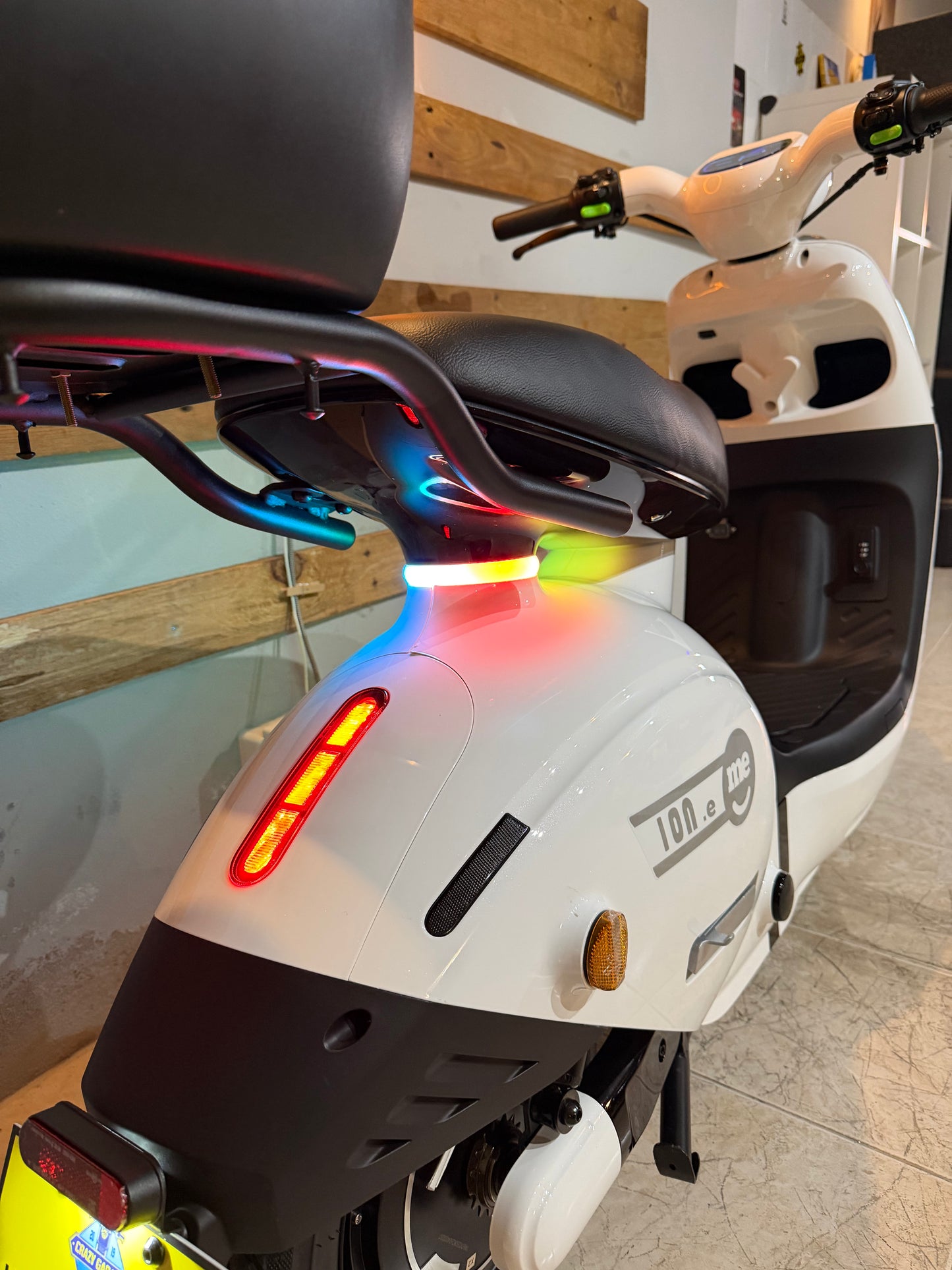 Scooter Elétrica Sem Carta M.E.  Ion Lítio