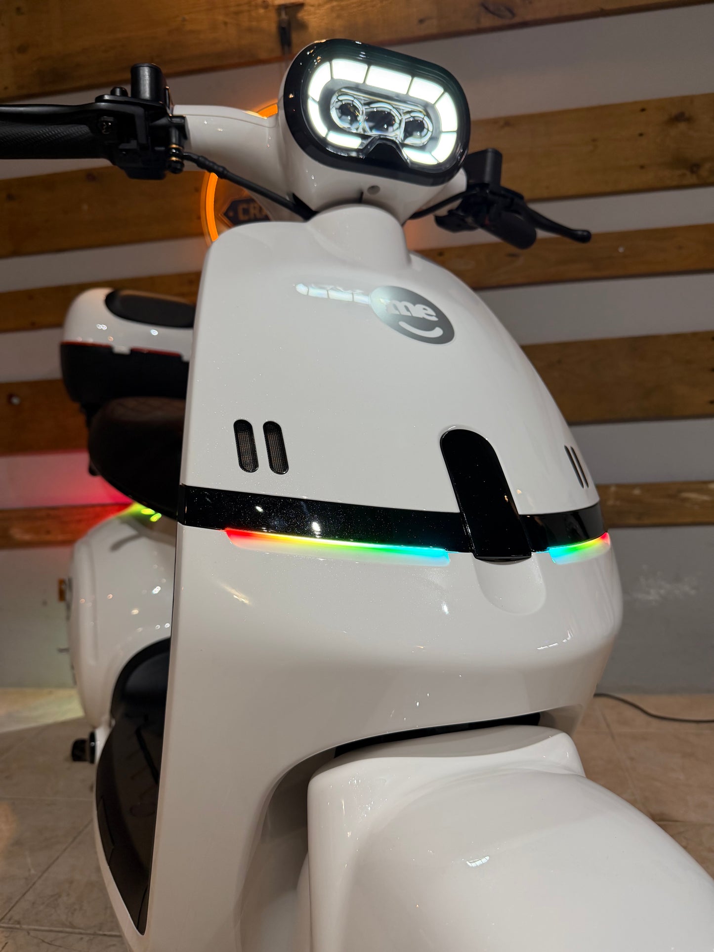 Scooter Elétrica Sem Carta M.E.  Ion Lítio