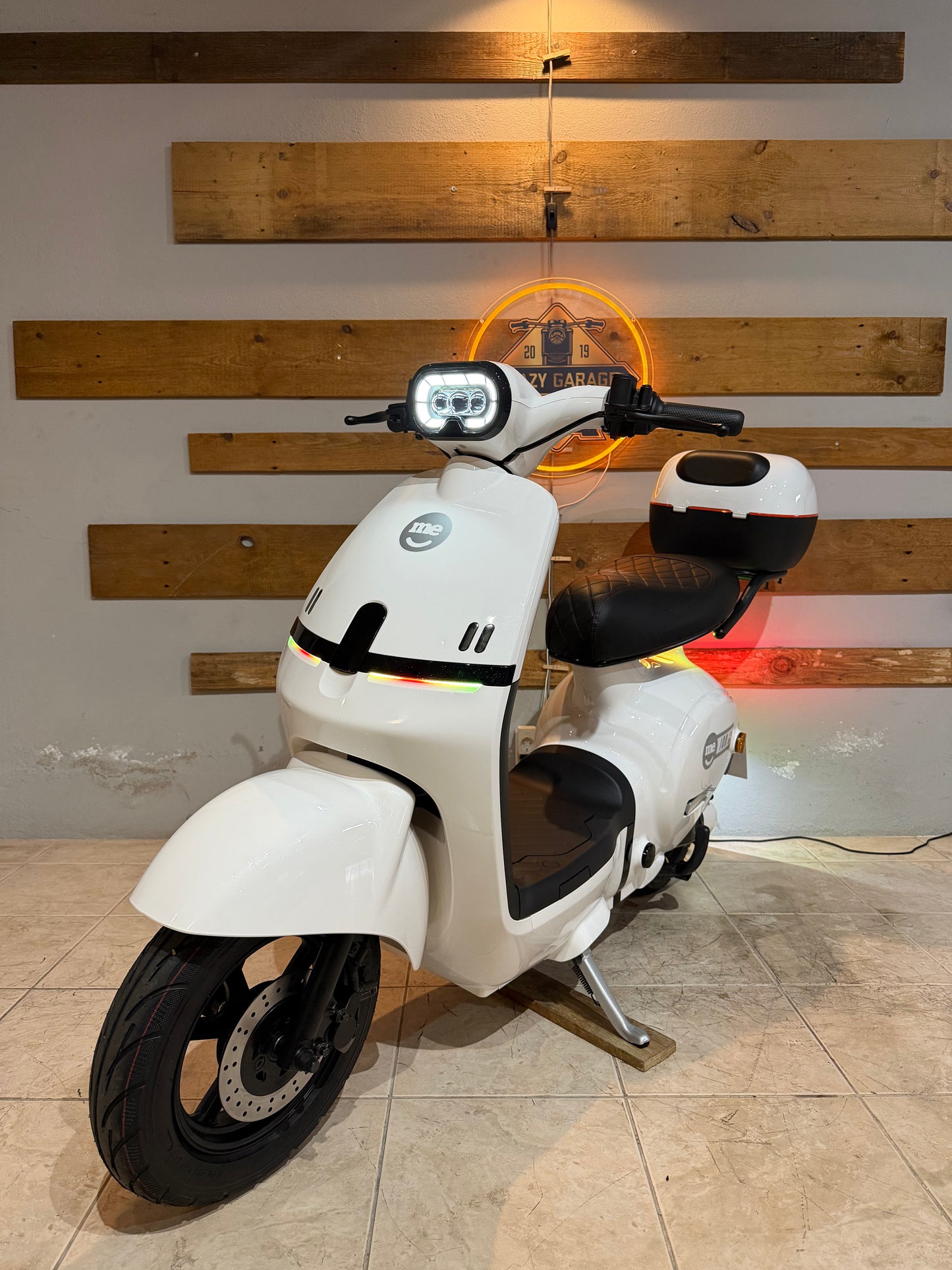 Scooter Elétrica Sem Carta M.E.  Ion Lítio