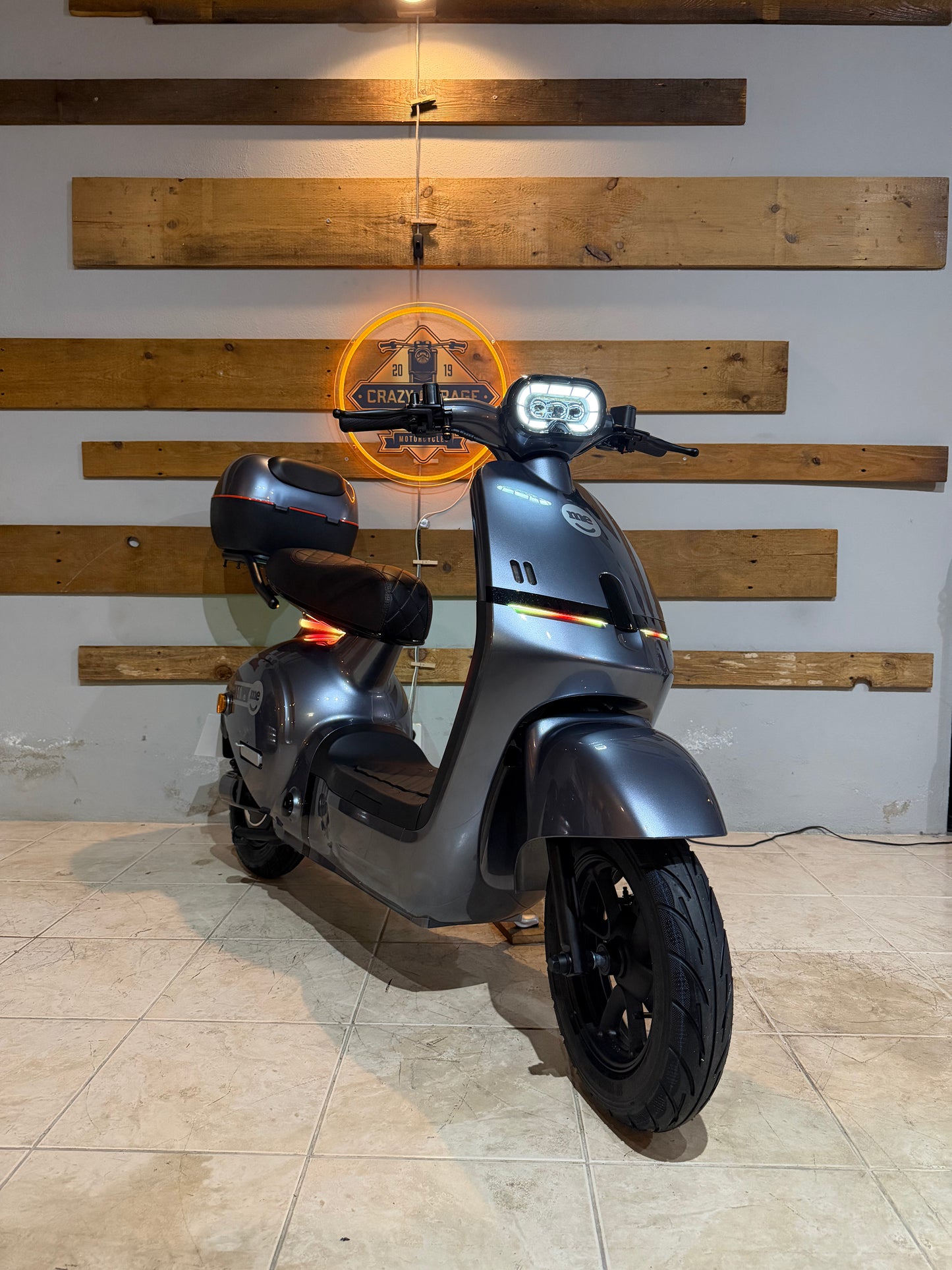 Scooter Elétrica Sem Carta M.E.  Ion Lítio