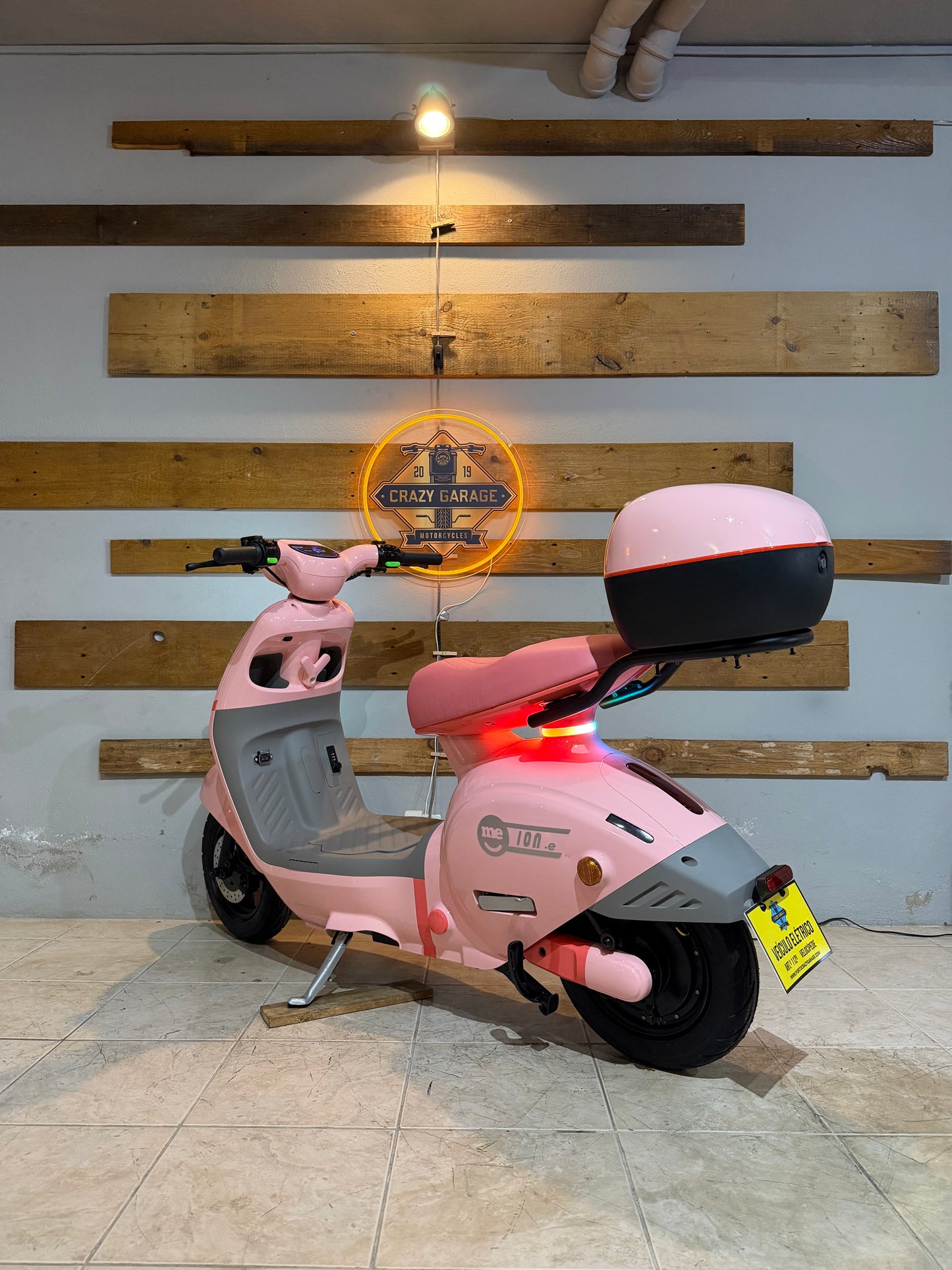 Scooter Elétrica Sem Carta M.E.  Ion Lítio