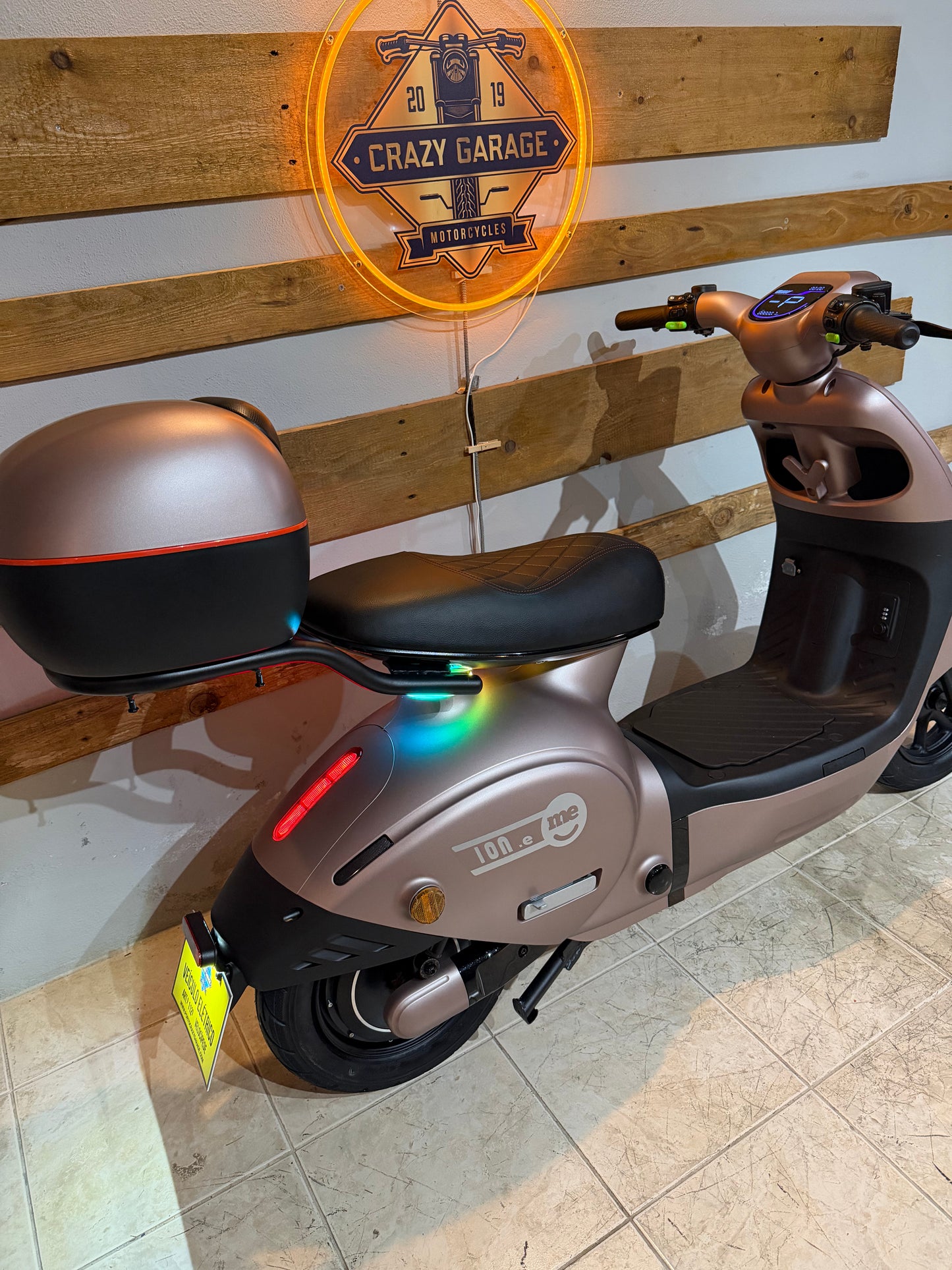 Scooter Elétrica Sem Carta M.E.  Ion Lítio