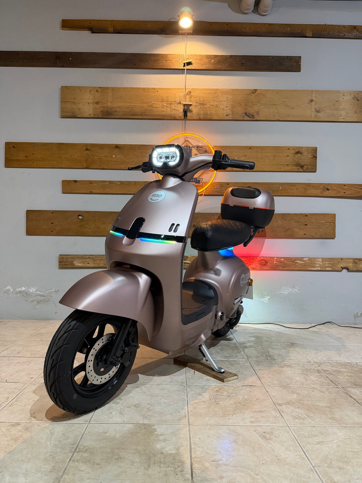 Scooter Elétrica Sem Carta M.E.  Ion Lítio