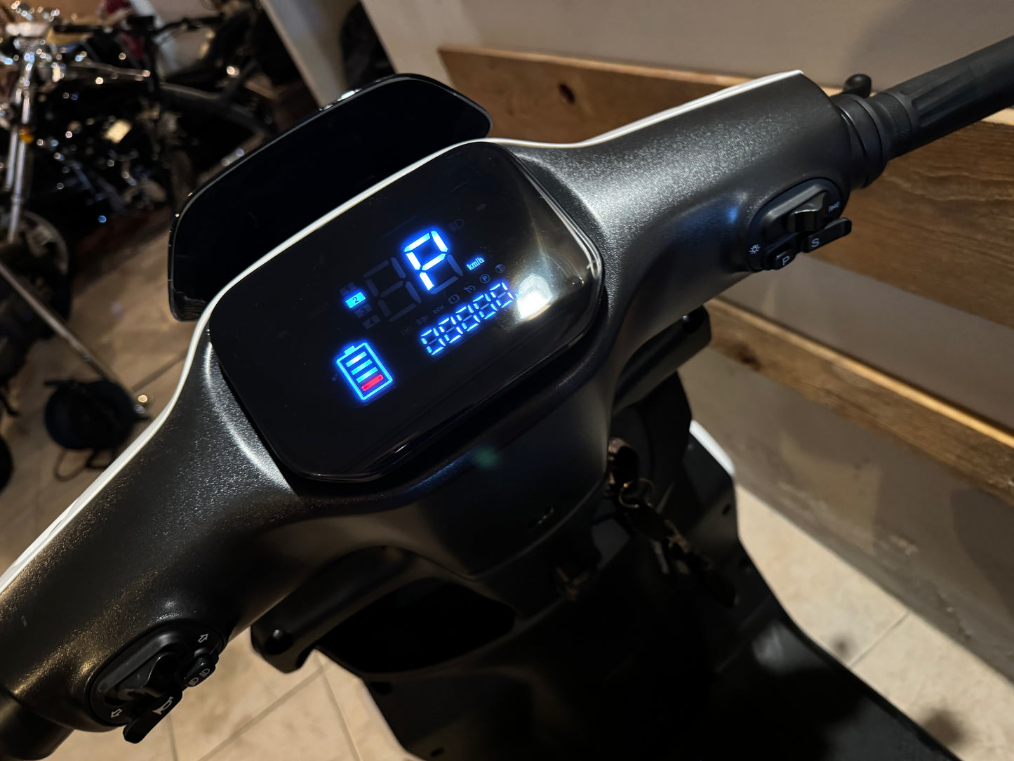 NeoVolt Go-X 2 Pro Lítio 72V 20Ah