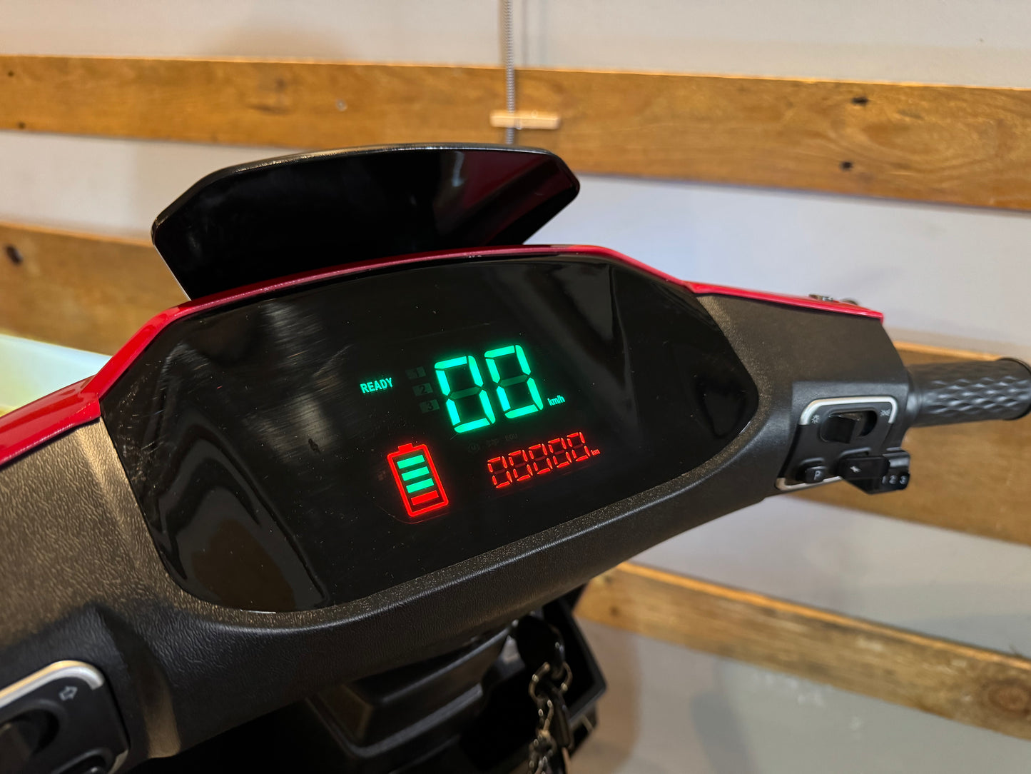 Scooter Elétrica NeoVolt We-Fun
