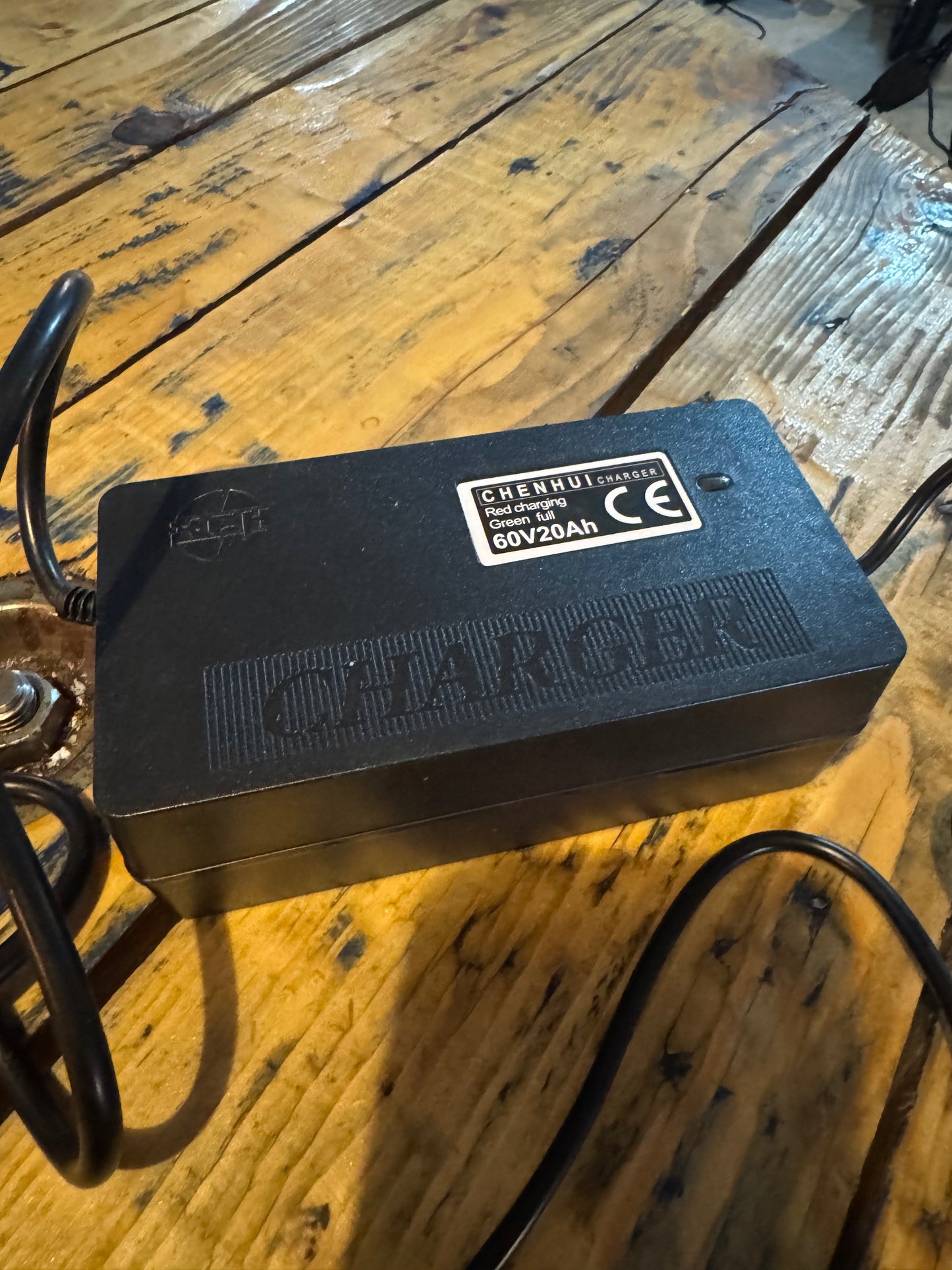 Carregador para Baterias de Gel/Chumbo