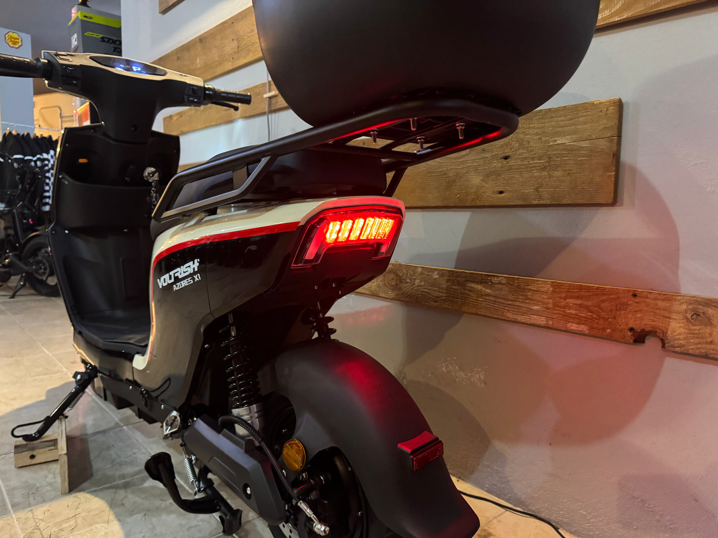 Scooter Elétrica Voltrish Azores