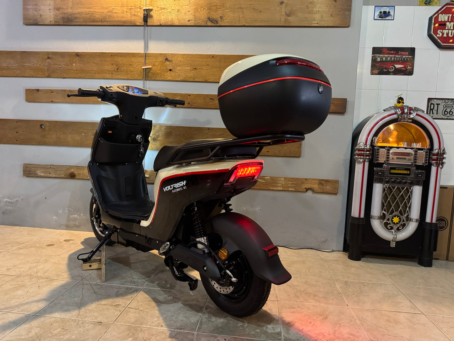 Scooter Elétrica Voltrish Azores