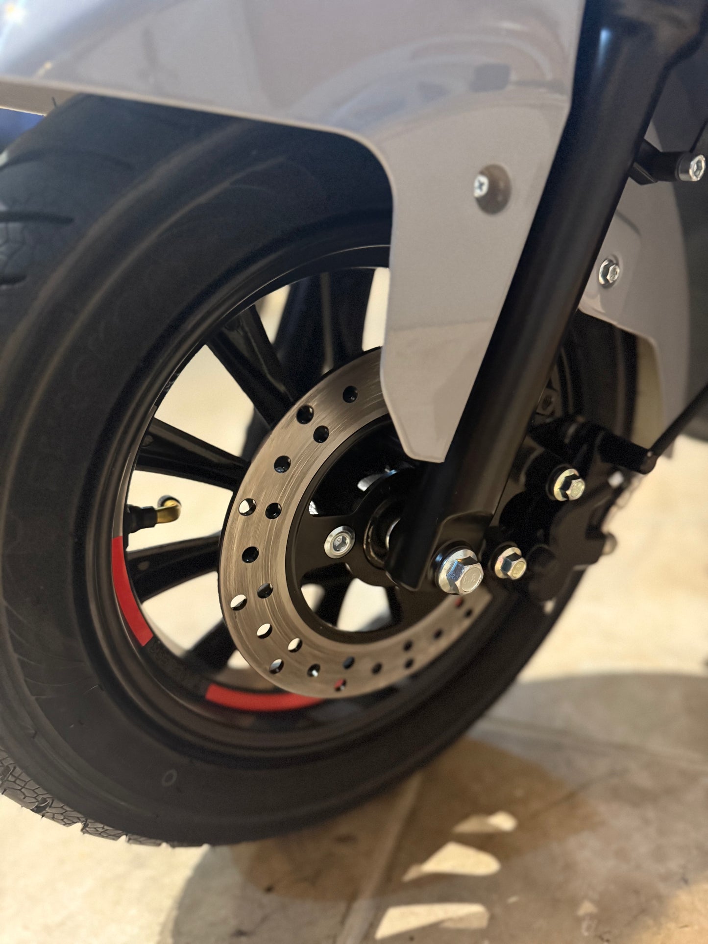 Scooter Elétrica Vortex 72V Mig Lítio Cinza
