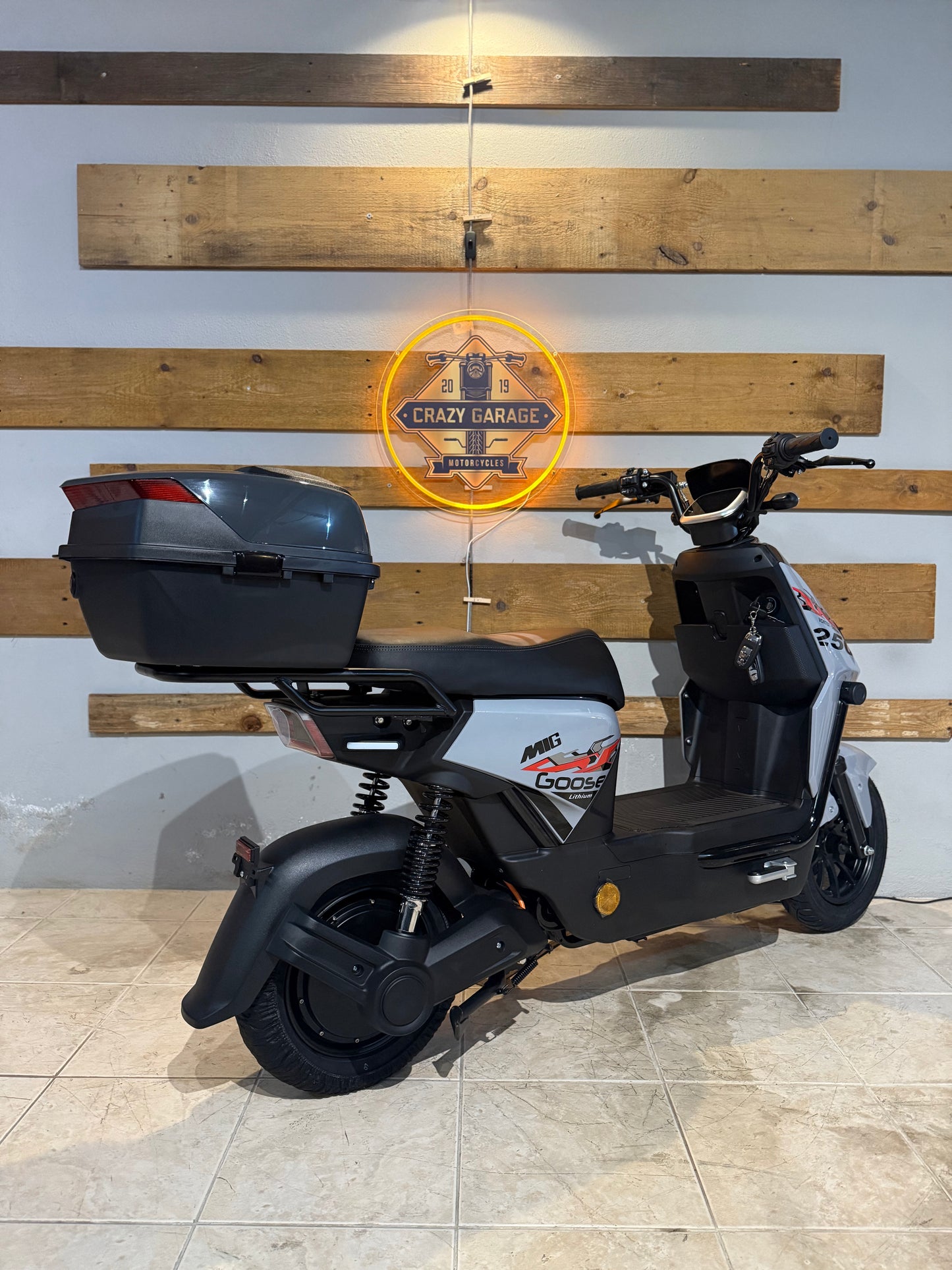 Scooter Elétrica Vortex 72V Mig Lítio Cinza