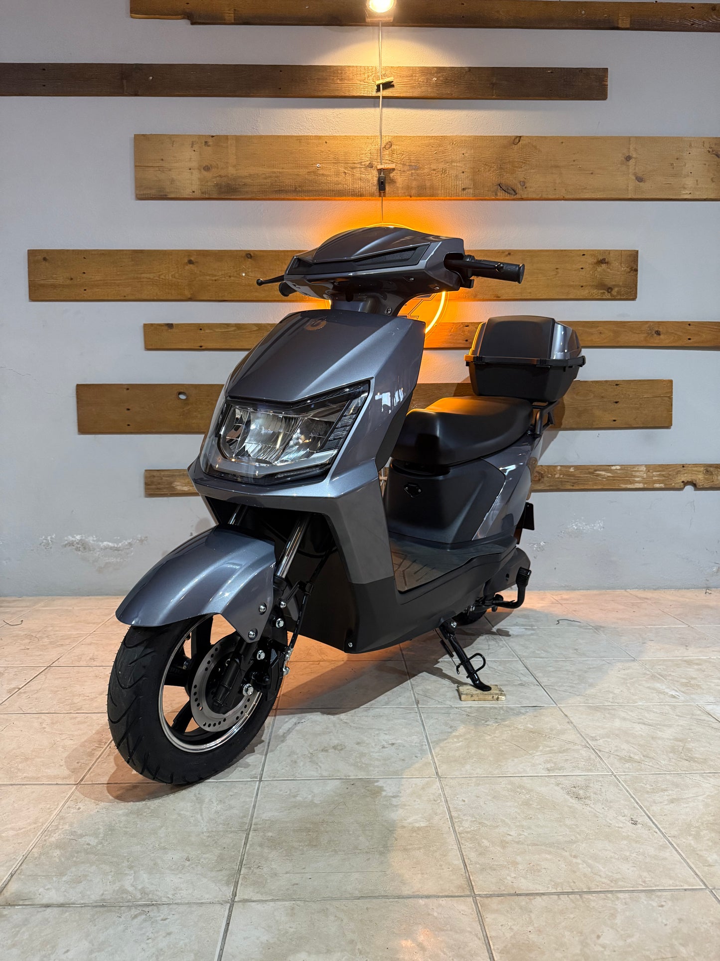 Scooter Elétrica NeoVolt We-Ride Cinzento 72V