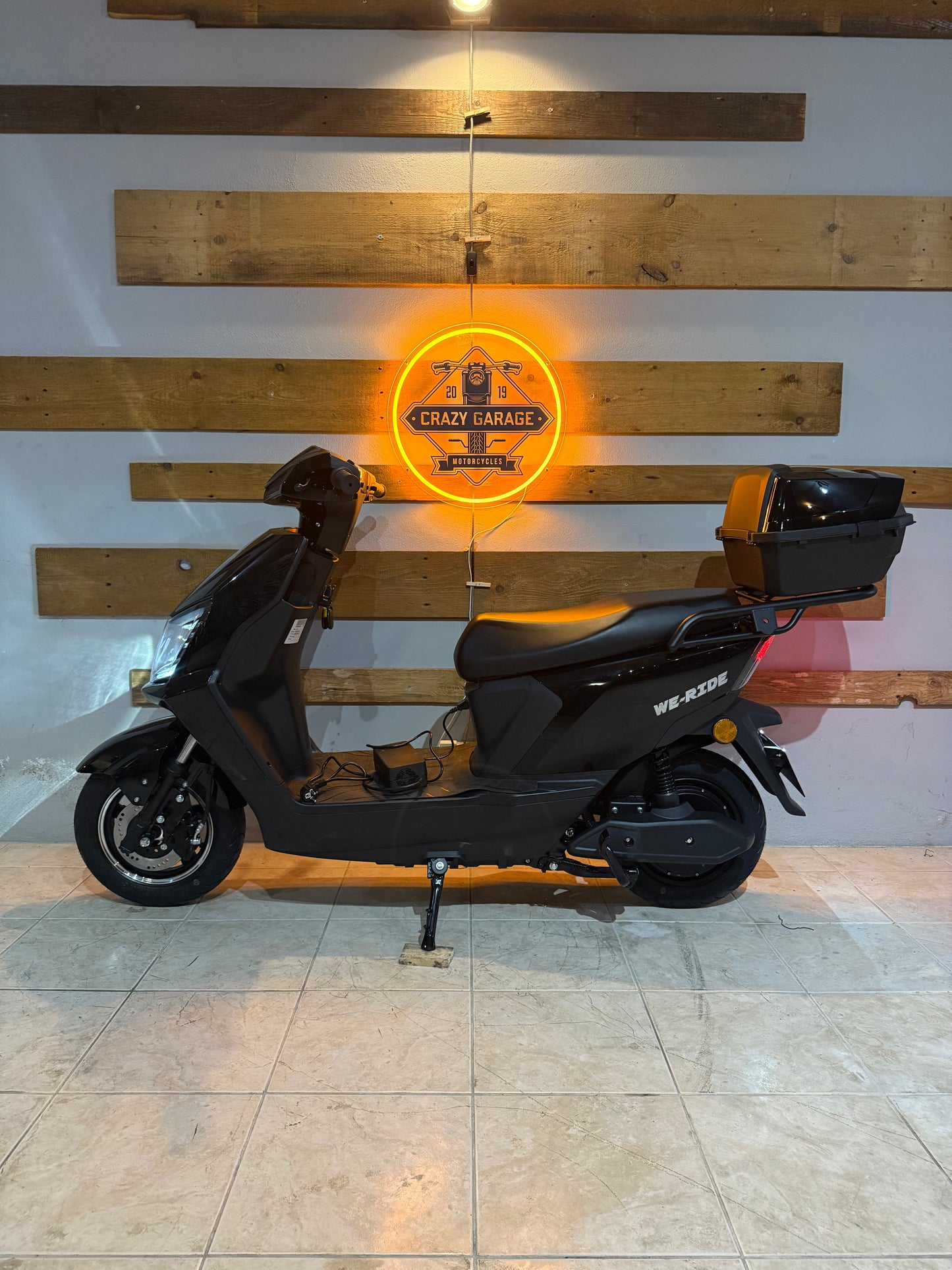 Scooter Elétrica NeoVolt We-Ride Preto 72V
