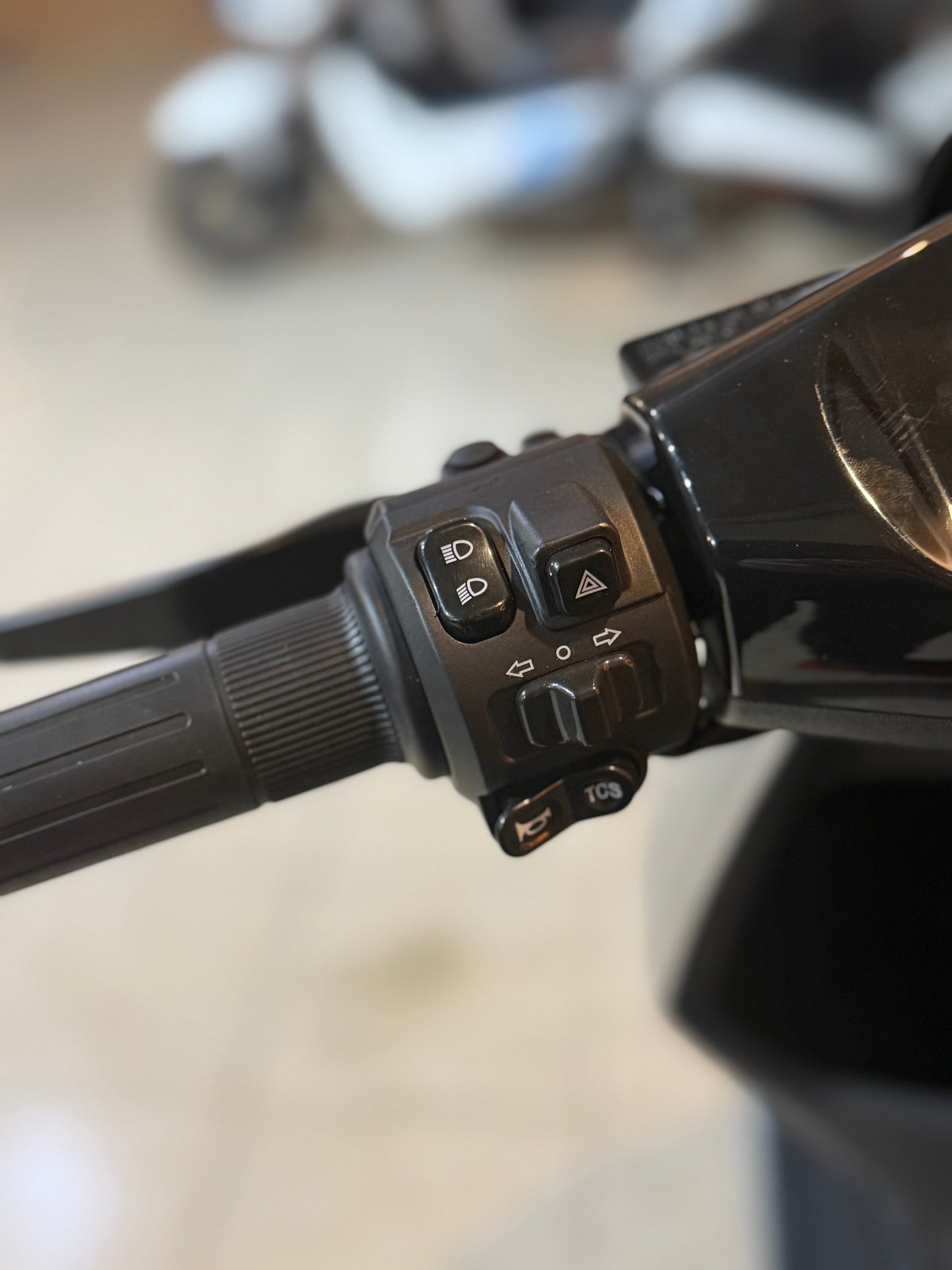 XEC Simon 25 OFERTA DE VALE DE 150€