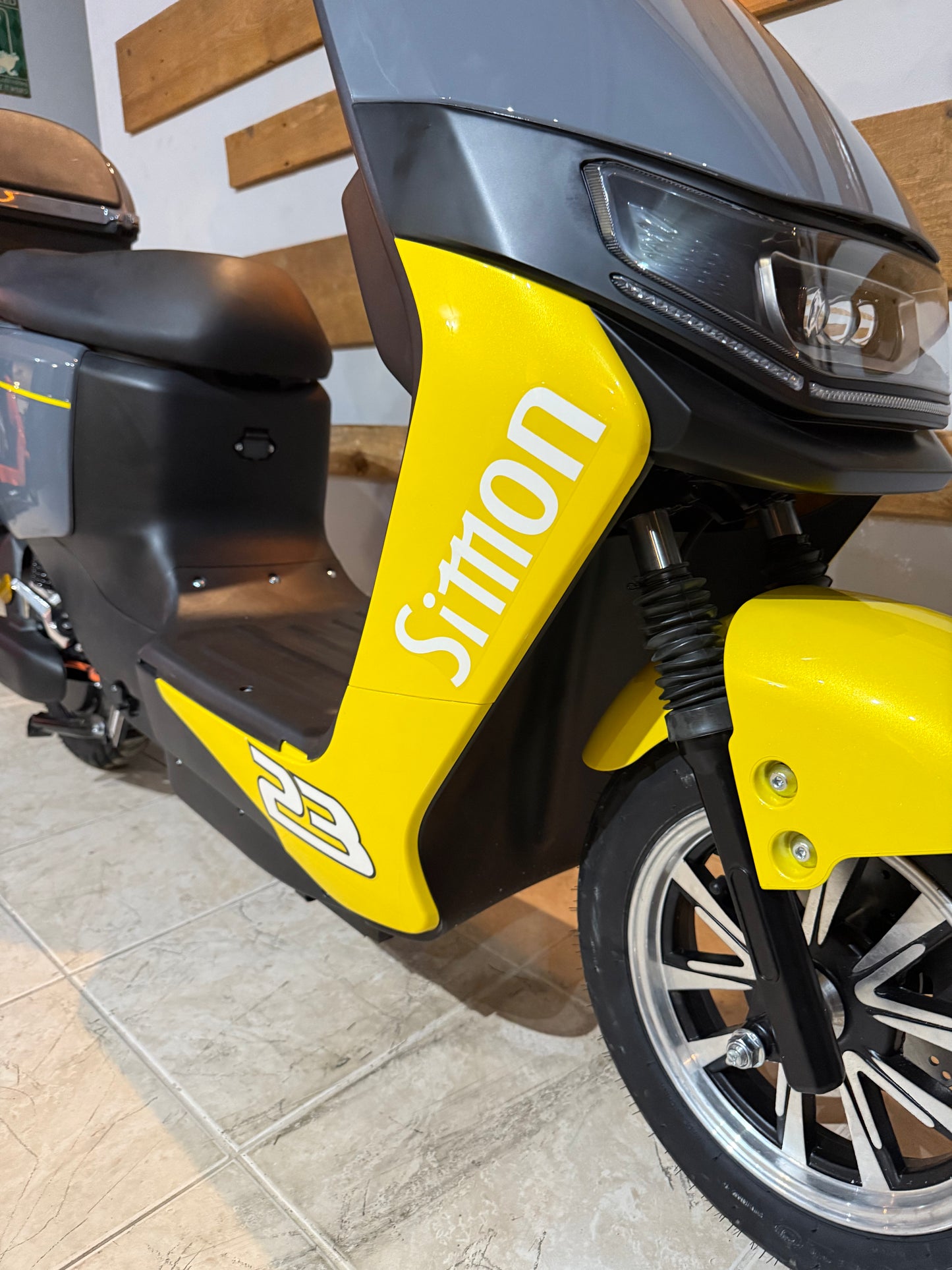 XEC Simon 23  de 72V