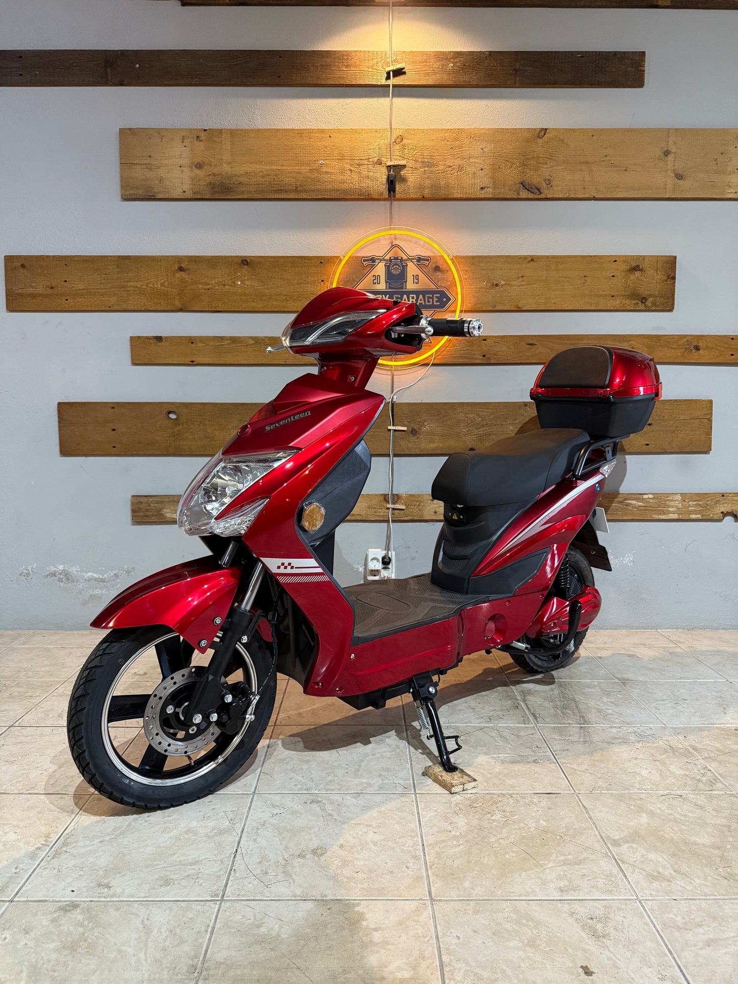 Scooter Elétrica Seventeen Classic