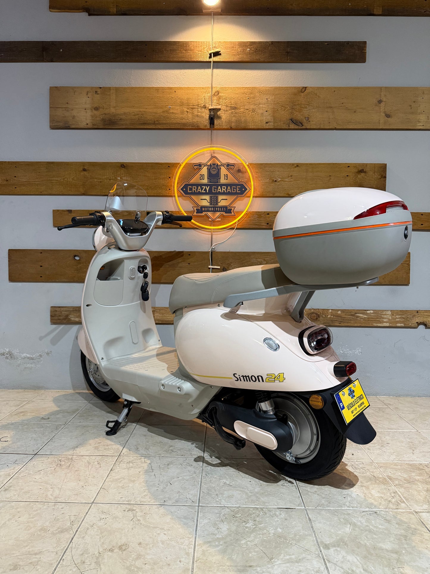 XEC Simon 24