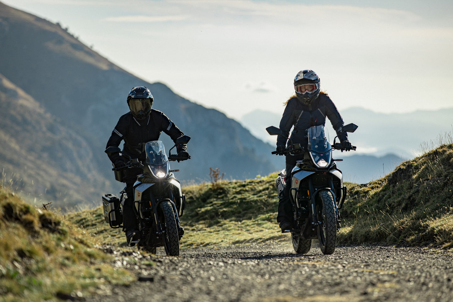 Macbor Montana Xr1 125 (oferta de 3 malas)
