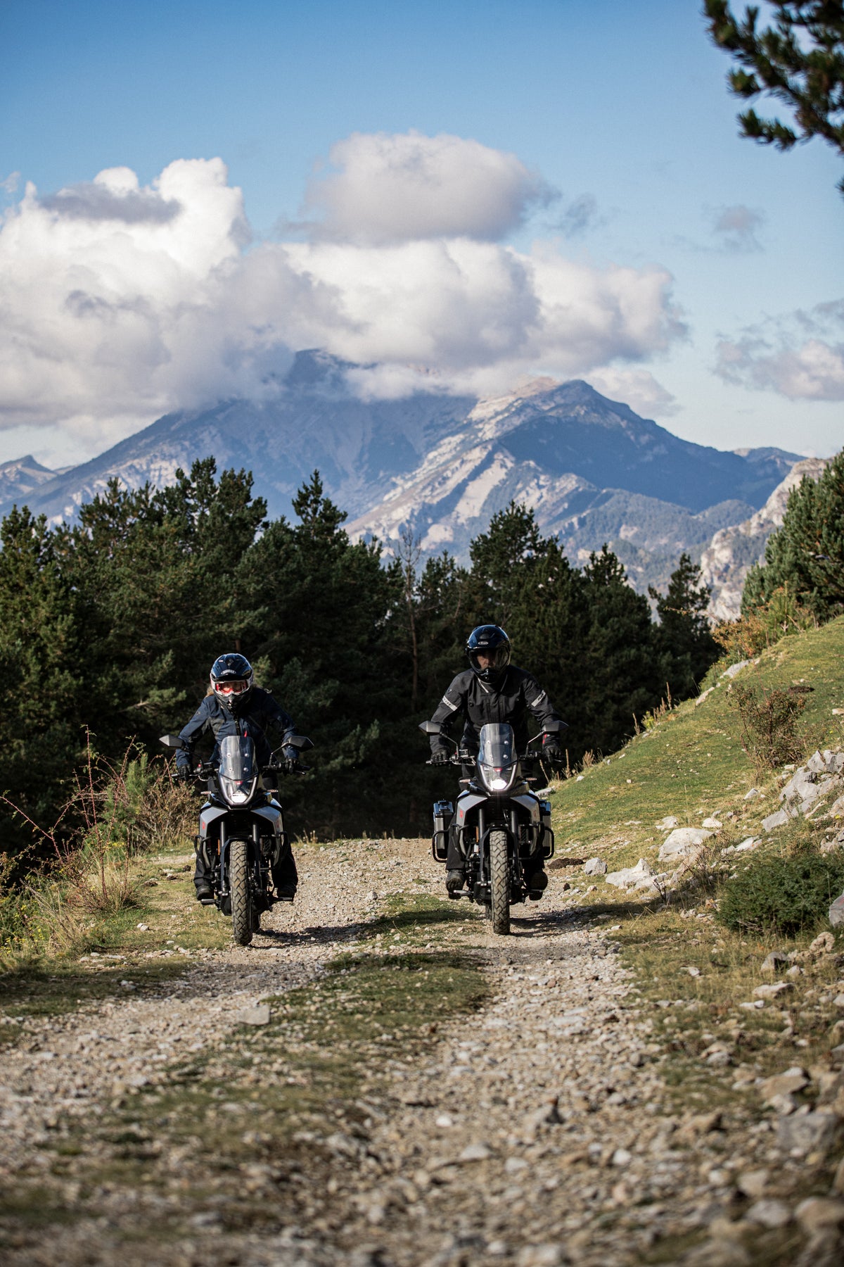 Macbor Montana Xr1 125 (oferta de 3 malas)