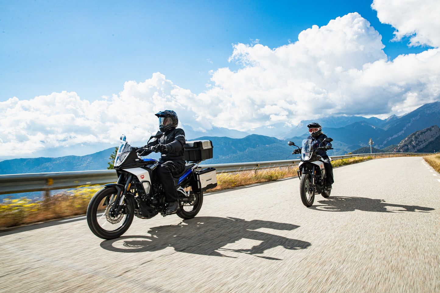 Macbor Montana Xr1 125 (oferta de 3 malas)