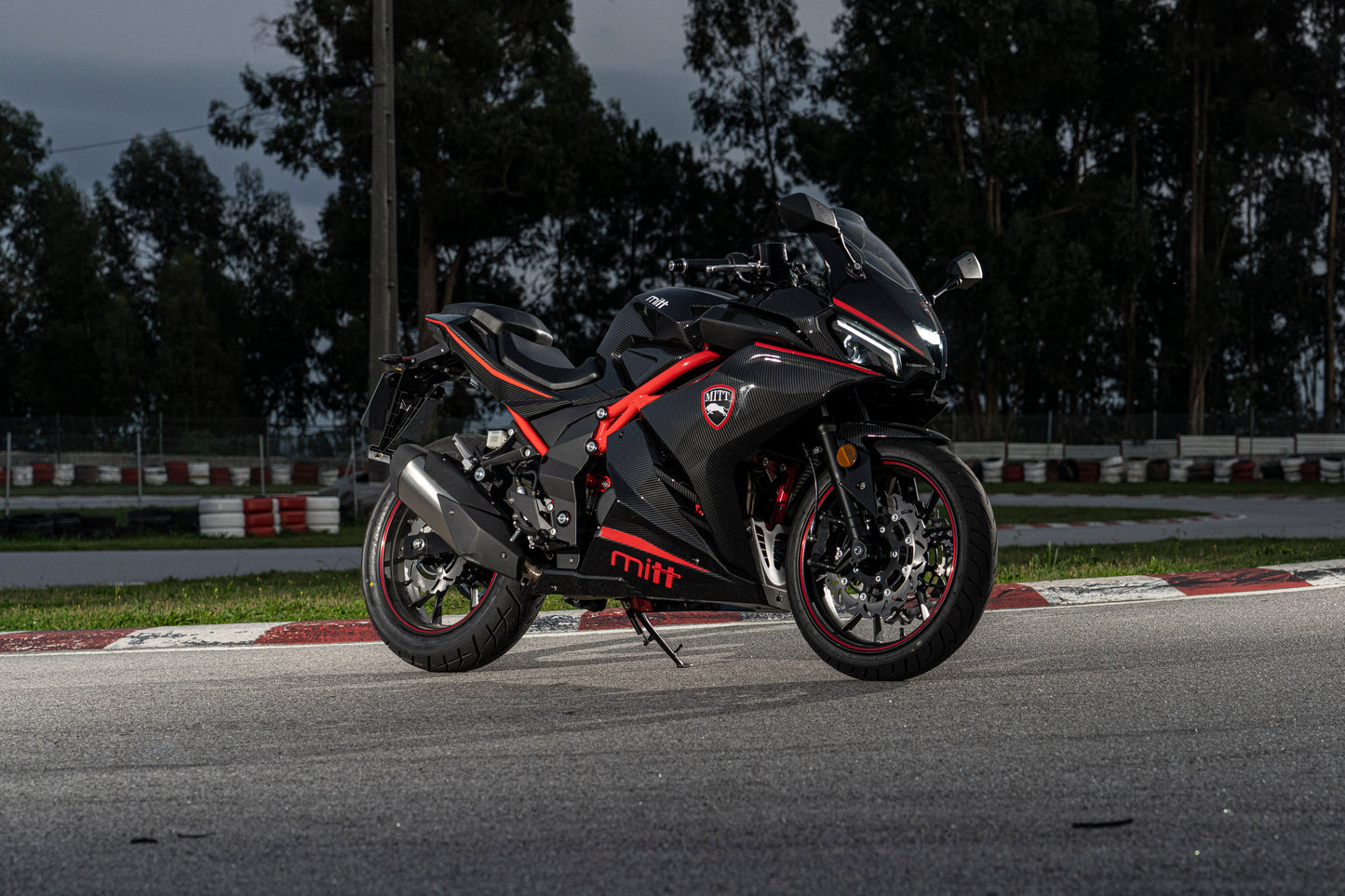 Mitt GP 125 Carbon