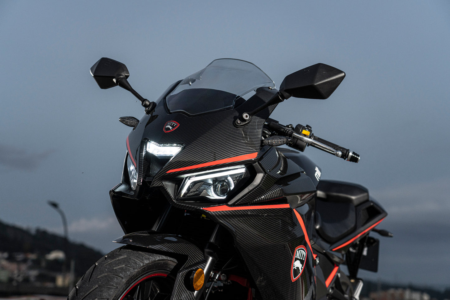 Mitt GP 125 Carbon